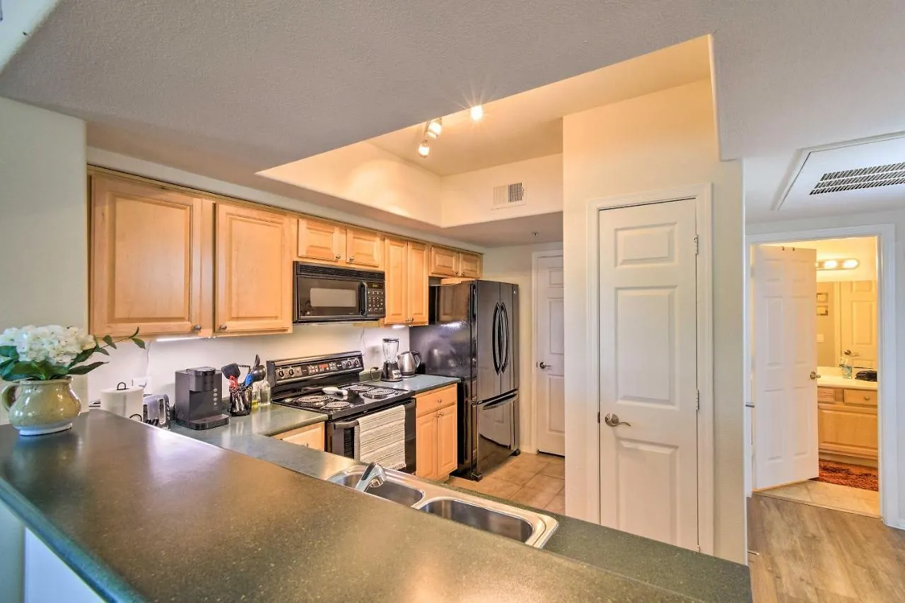Resort-Style Scottsdale Condo - Pet Friendly!