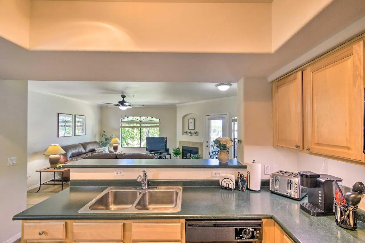 Lägenhet Resort-Style Scottsdale Condo - Pet Friendly!