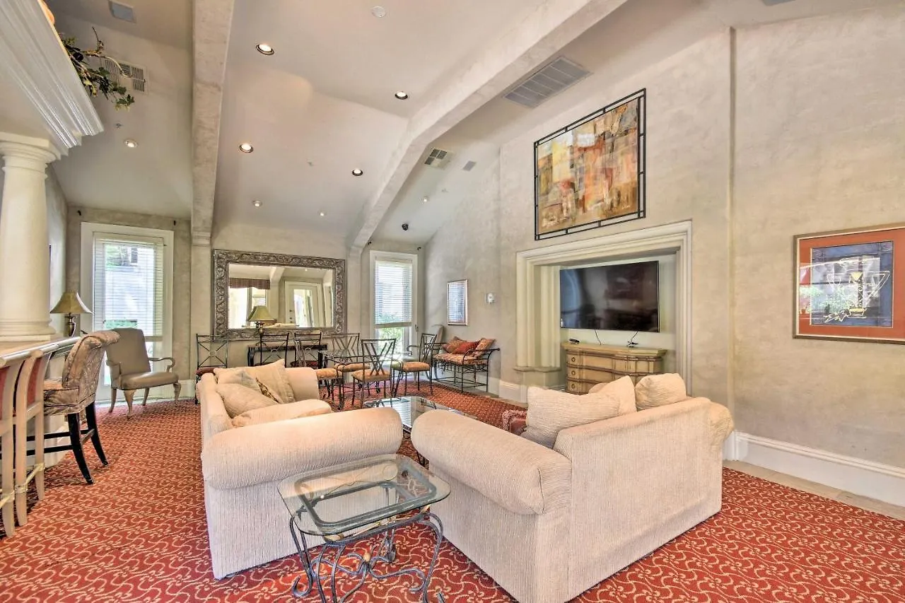 Lägenhet Resort-Style Scottsdale Condo - Pet Friendly!